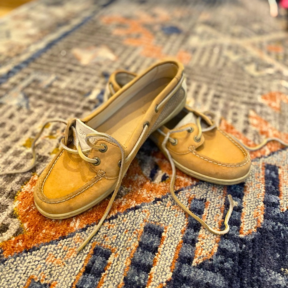 Sperry Angelfish Camel & Cream Leather Size 7.5 Boat Shoes
